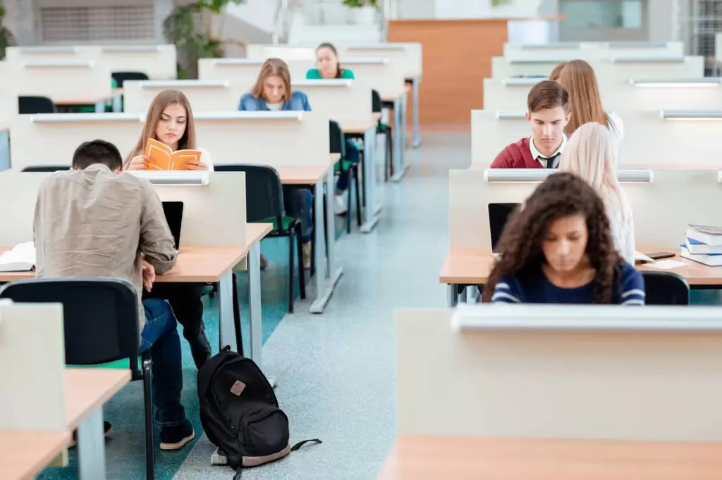 Lingwistyka dla biznesu – innowacyjny kierunek studiów 