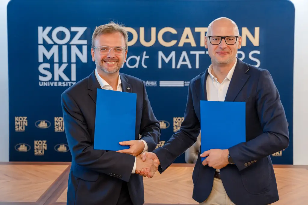 Visa dołącza do Akademii Leona Koźmińskiego jako kluczowy partner strategiczny w kształceniu menedżerów i studentów