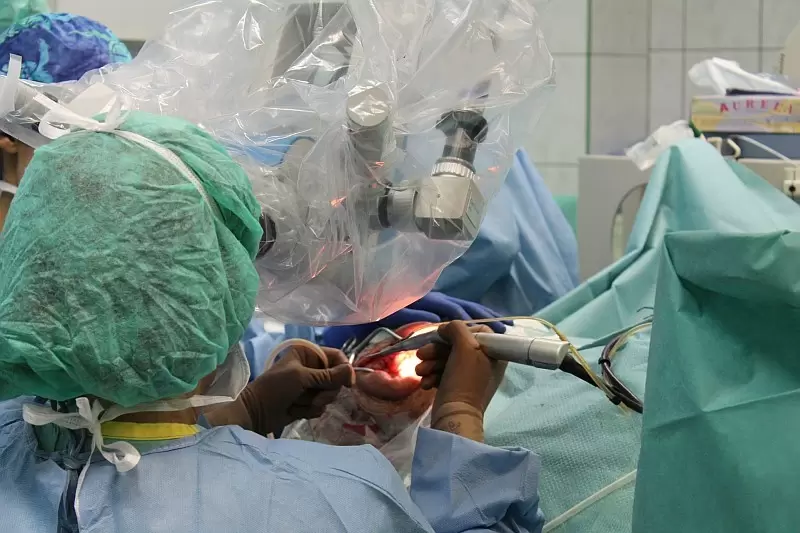 I  wszczepienie implantu na Oddziale Laryngologii SUM 